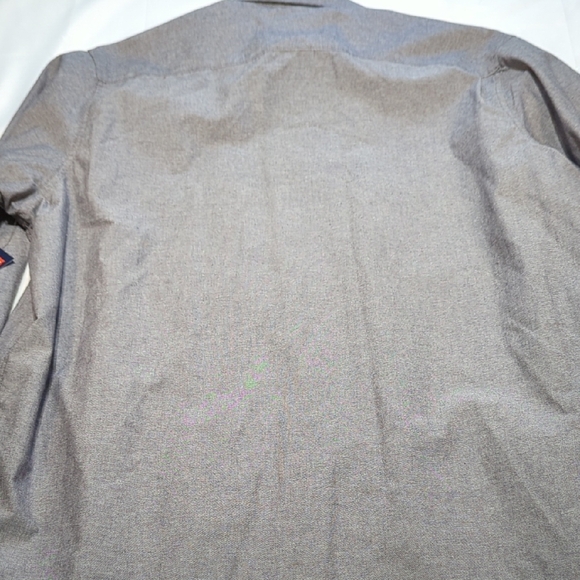 Wrangler Men's Charcoal Button-Down Shirt - Picture 10 of 12